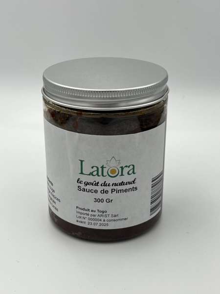 Le shito est une sauce très relevée typique du Ghana. Elle se compose piments kpakpo shito et sert souvent d'accompagnement aux plats à bas
